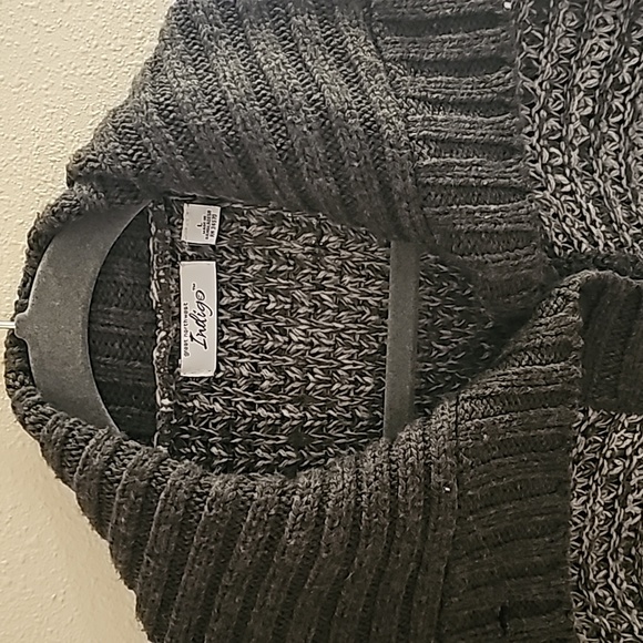 Sweater size L women's grey & white - Picture 2 of 4